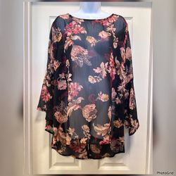 SIGNATURE COLLECTION • Sheer Floral Print Bell Sleeve Top