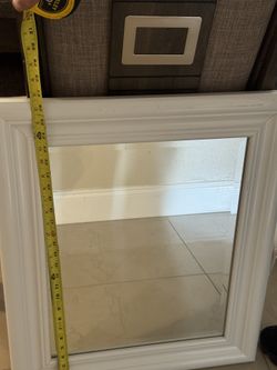 USED WHITE MIRROR