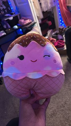 Glady Squishmellow