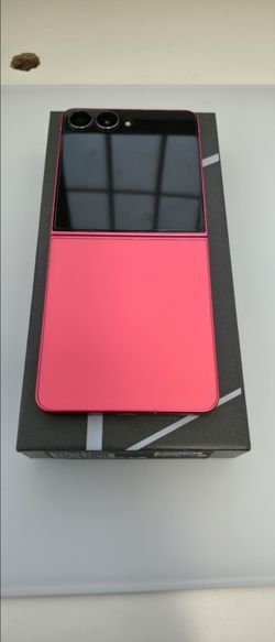 Samsung Galaxy Z Flip 7 Pink - Unlocked at T-Mobile During Sale