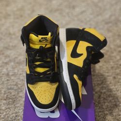 Nike SB Dunk HI "Reverse Goldenrod"