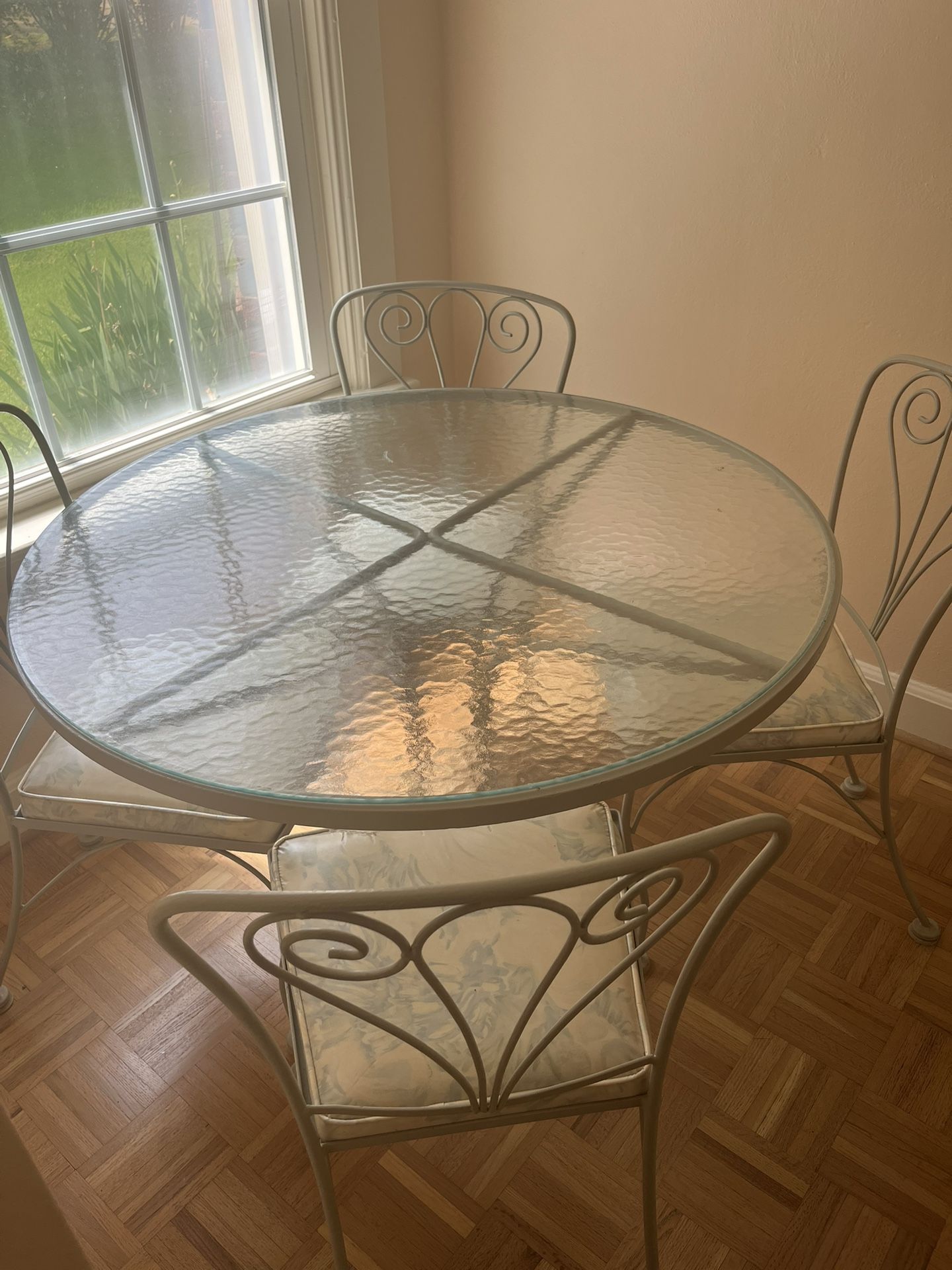 Adorable Vintage Dining Set