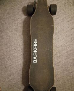Backfire G2 electric skateboard no remote no charger
