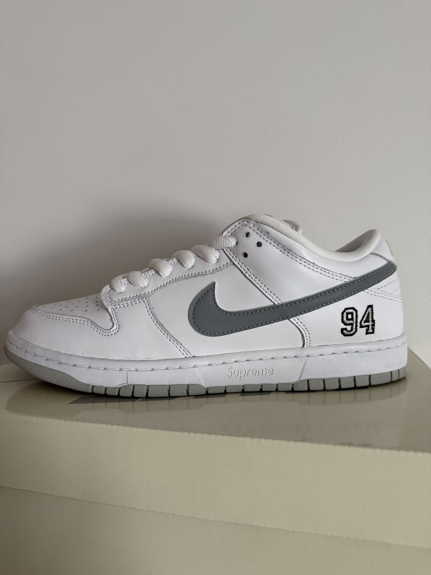 Supreme Sb Dunk White Size 10