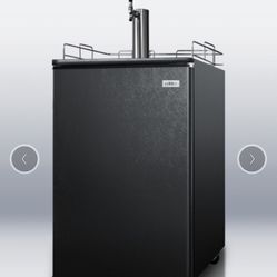 Summit 24" Wide Kegerator Model #SBC500B