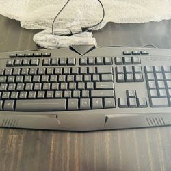 Black Keyboard With Cord! Brand New!