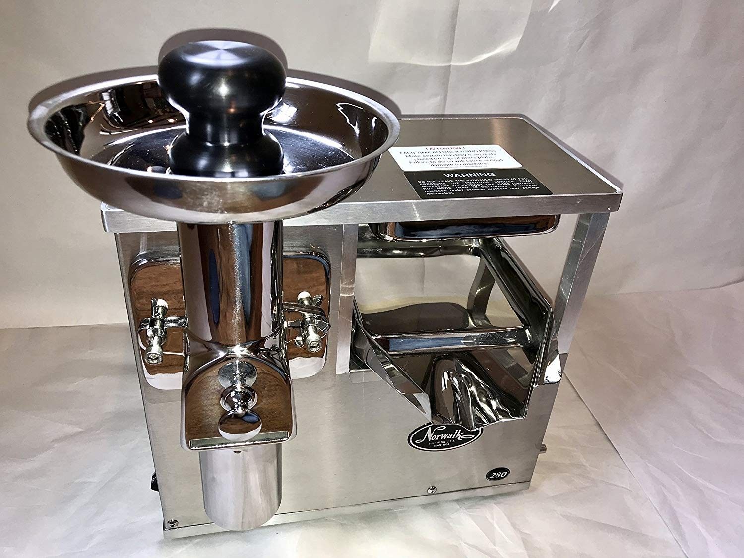 Norwalk 280 Press Juicer, image size:1500x1125