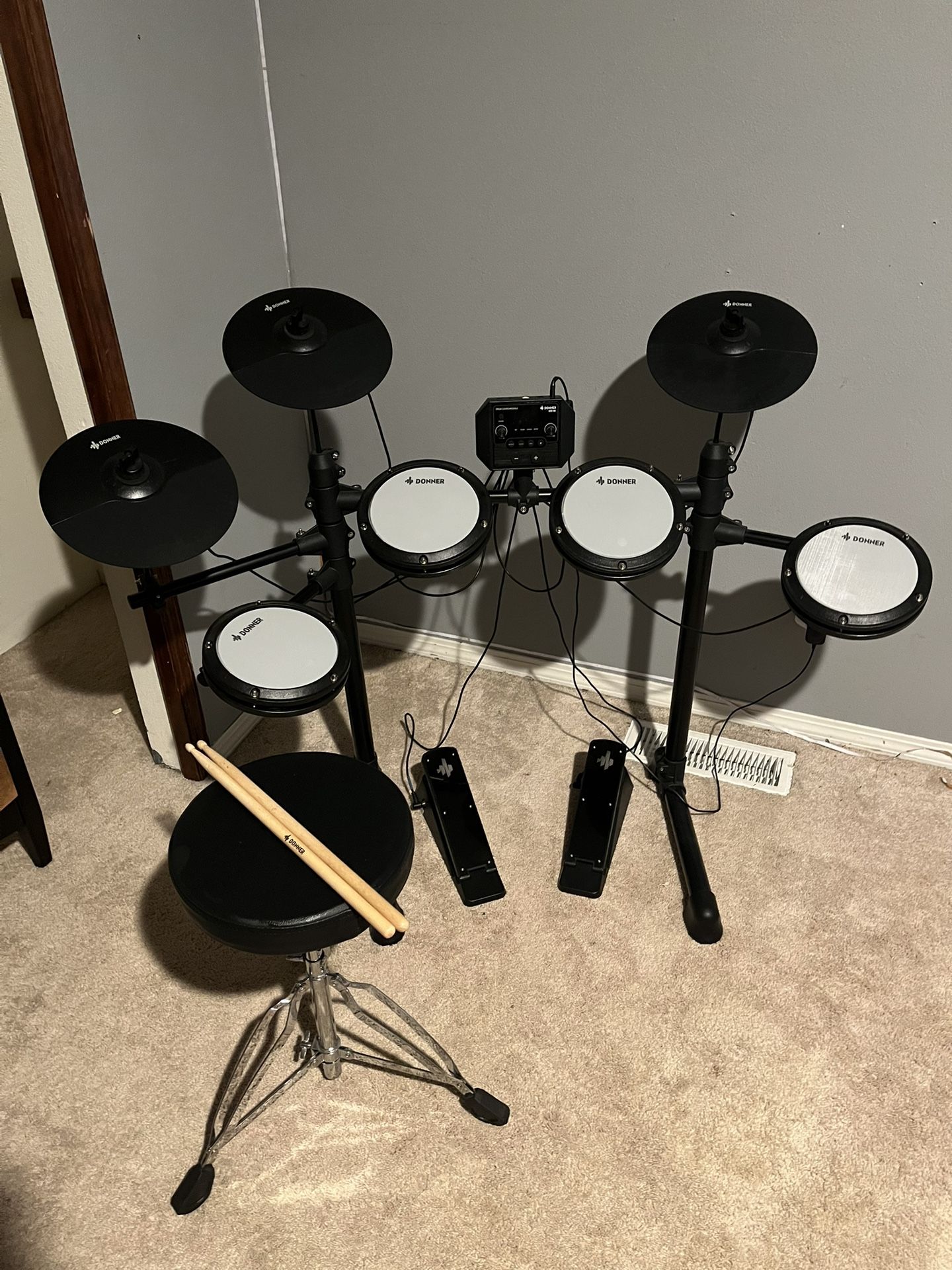 Electronic Drum Set