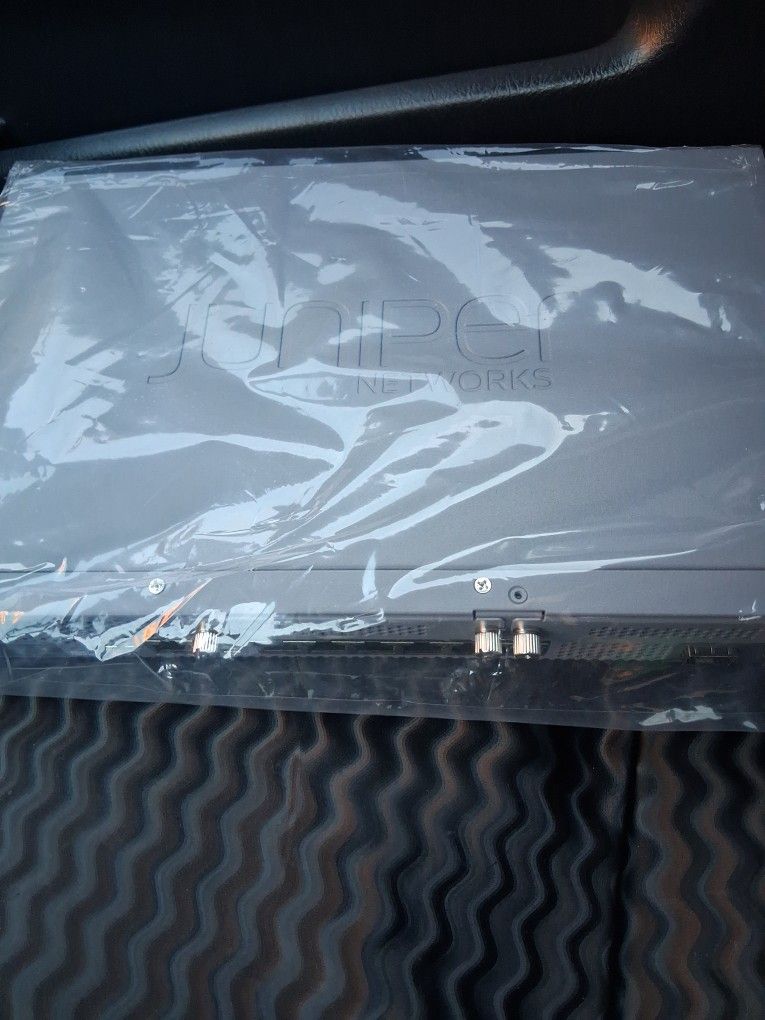 Juniper Networks SRX320