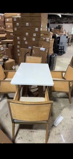 ❤️‍🔥Set Of 5 Pieces Modern Dining Table Chairs 