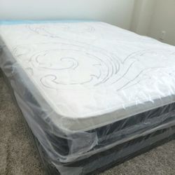 NEW QUEEN PILLOW TOP MATTRESS. Bed frame is not available. Take it home same day 👍