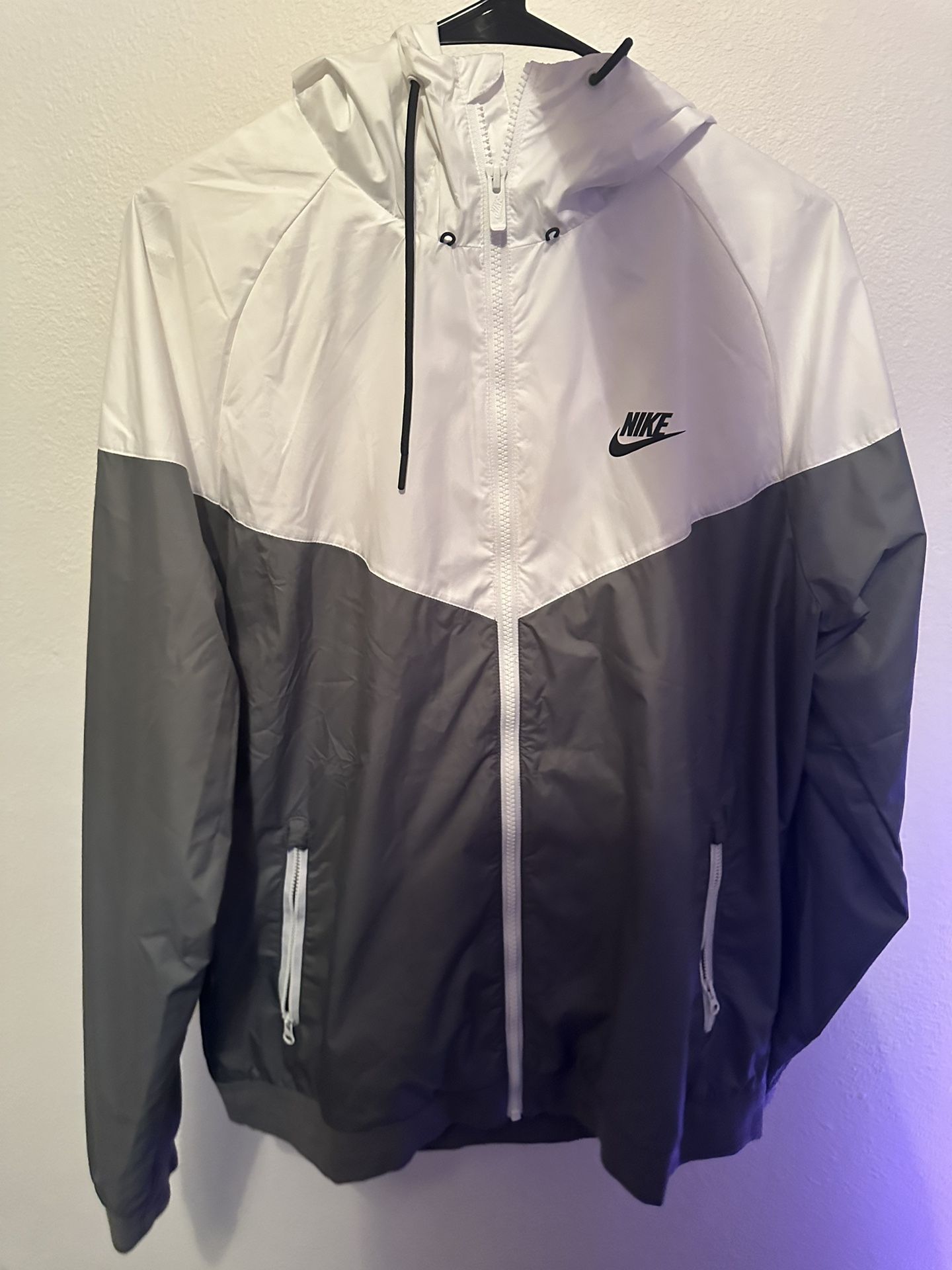 White Nike Windbreaker