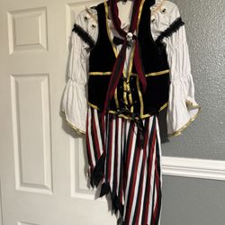 Pirate Wench Halloween Costume Women’s 