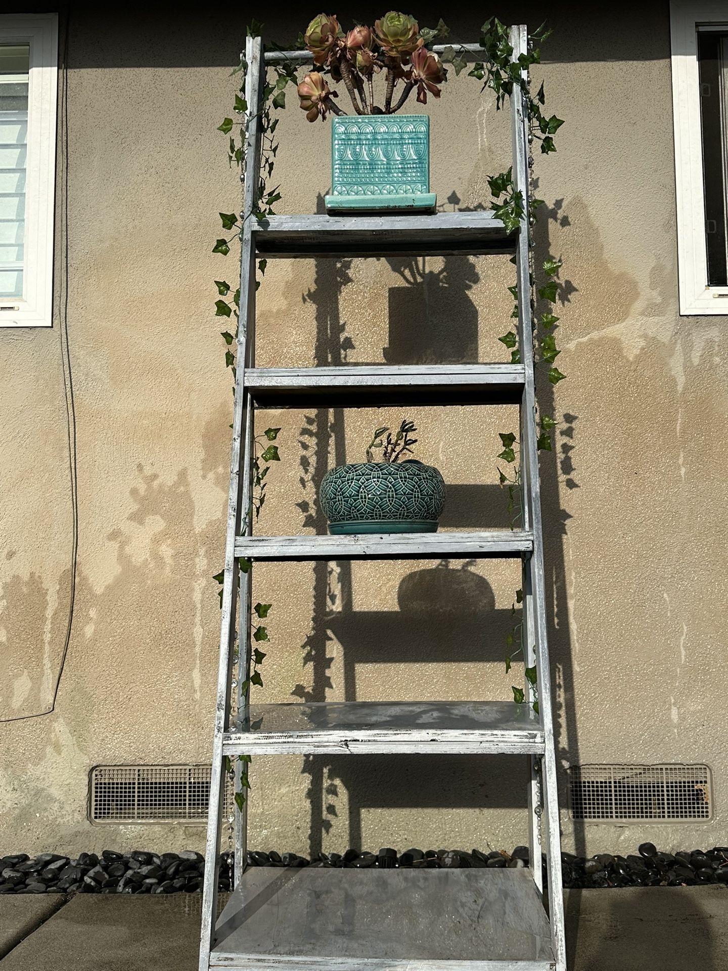 Decorative Ladder Shelf