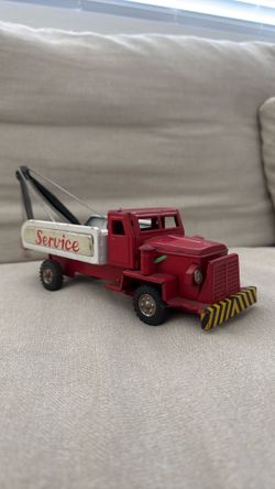 Vintage Tin Friction Powered Wrecker Service Tow Truck Japan Toy