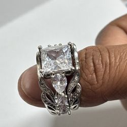 "Ring set of gray metal, elegant a d minimalist. Fantasy jewelry for a unique style."  Size 13