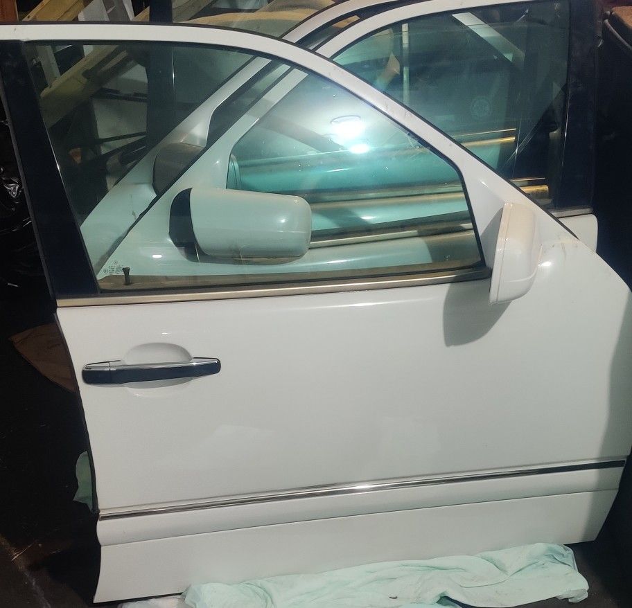 97-04 Mercedes Benz - All Doors Each White W210 E320 E430 E55