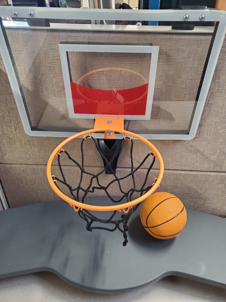 mini basketball hoop w backboard and ball