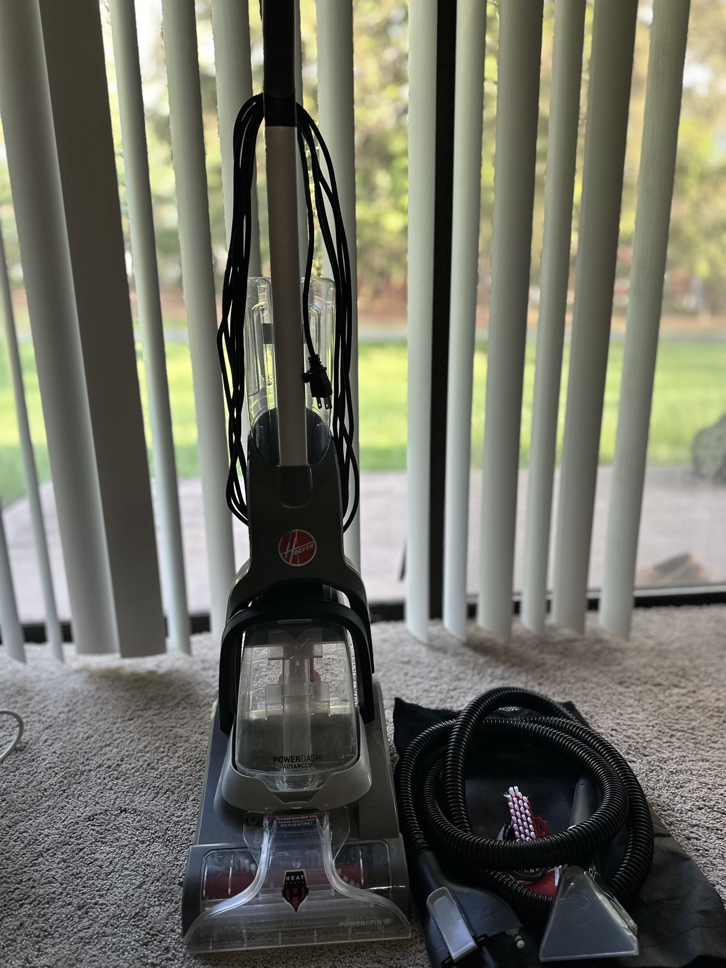 Hoover PowerDash Pet Advanced Compact Carpet Cleaner