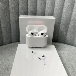 Airpod 3/Bluetooth earphone 