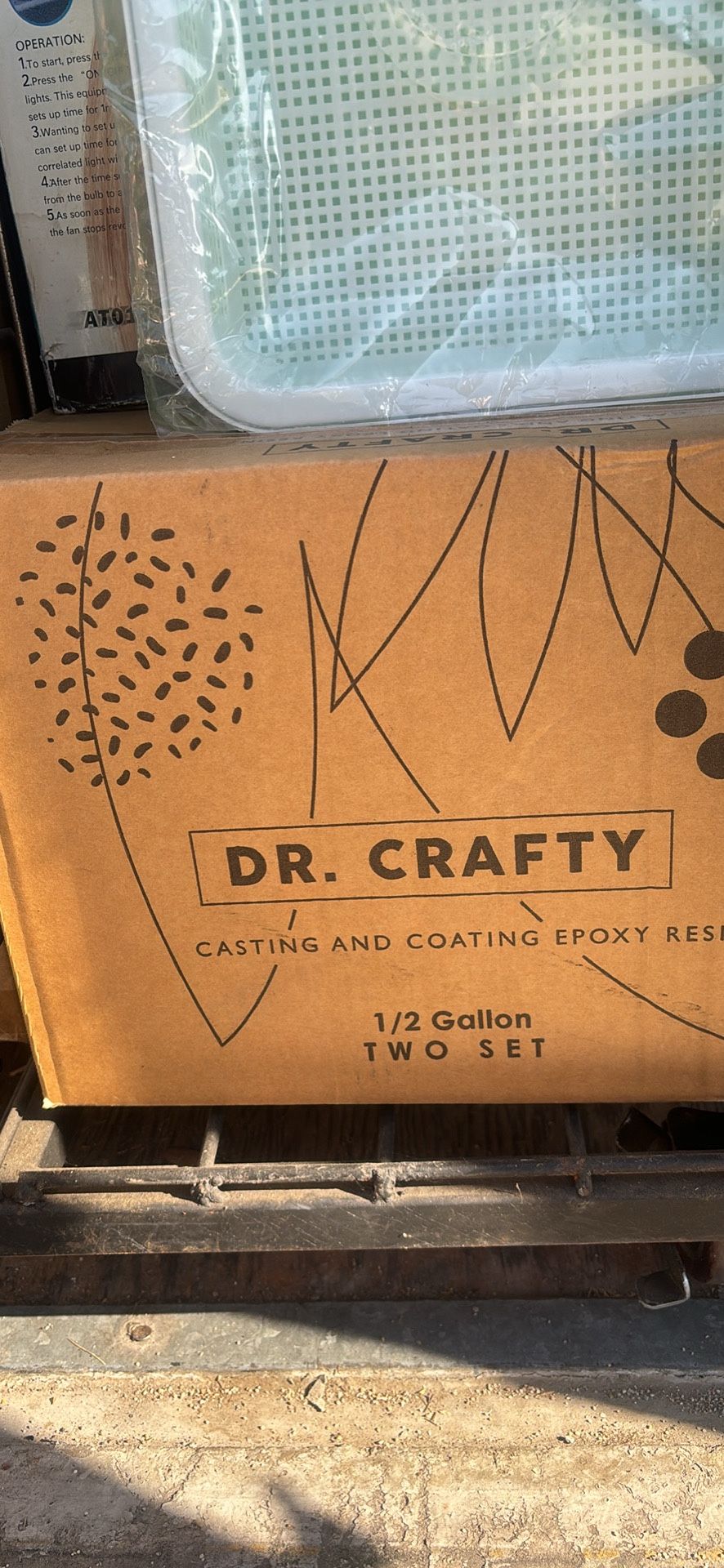 DR CRAFTY Clear Epoxy Resin - Table Top Epoxy Resin Kit - 1 Gallon Epoxy Resin for Resin Molds, Table Top, Art Resin, Craft, Jewelry Casting Tools, DI