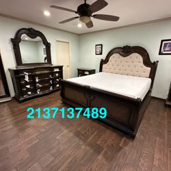 4pc King Size Bedroom Set / mattress included /  New In Box        Bonita recamara Medida King  de 4 Piezas / Colchon Incluido Nueva en Caja