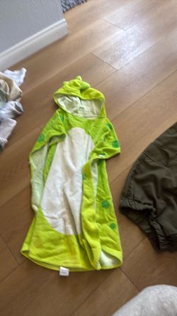 Bag full of kids clothing mostly sizes Youth Large and a little smaller