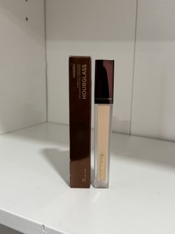 Hourglass Vanish Airbrush Concealer FIRM PRICE 💕