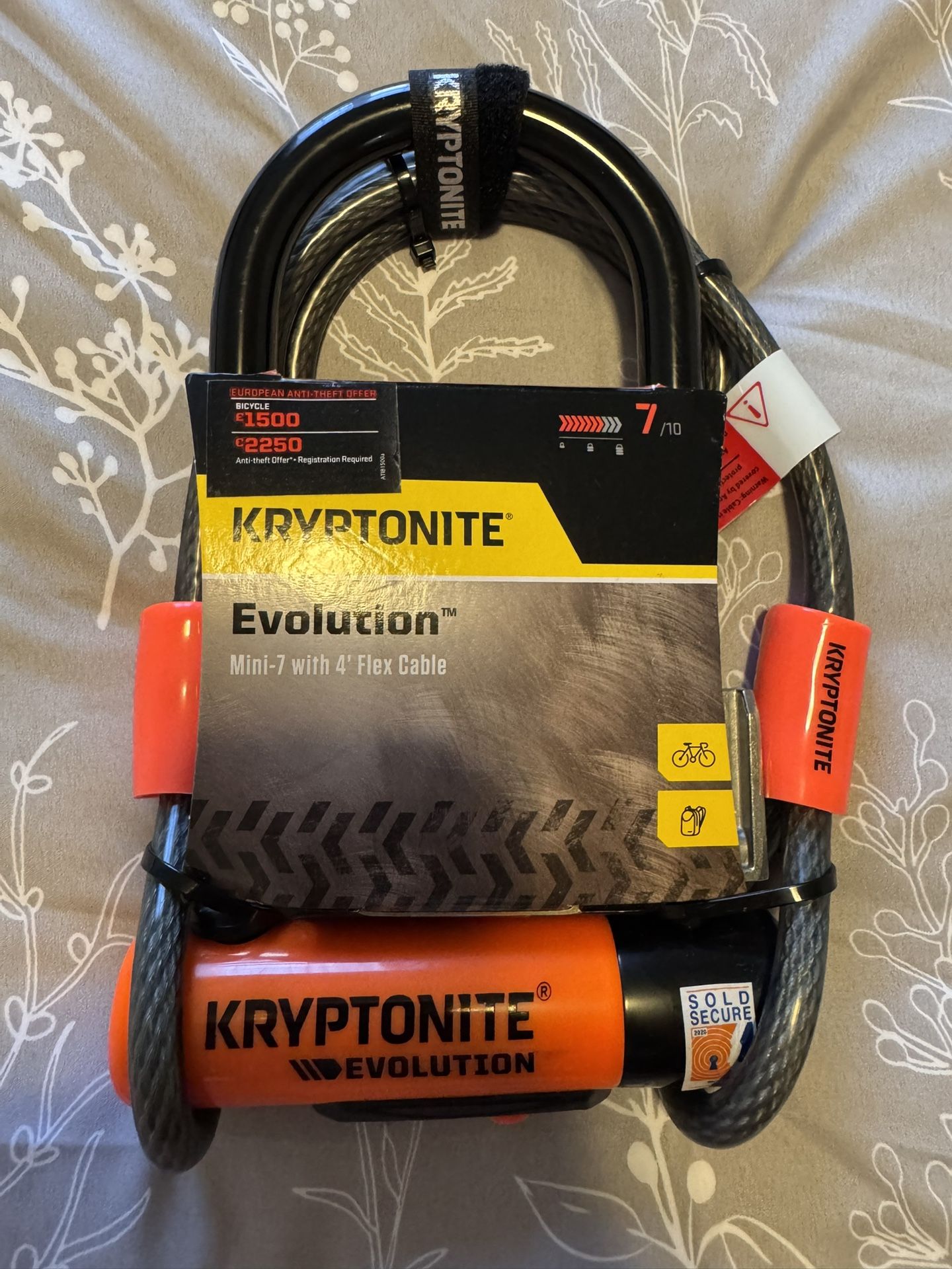 Kryptonite Evolution Mini-7 U-Lock with 4’ Flex Cable – Brand New