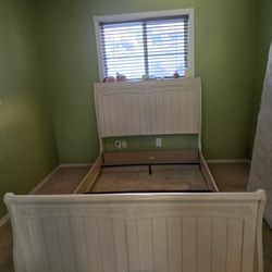 Cottage Retreat Sleigh Full Bedframe