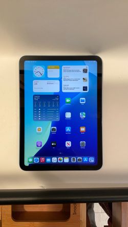 IPad 11 256GB A16 Liquid Retina  Display Wi-Fi 6 12MP  Front and Rear camera BLUE