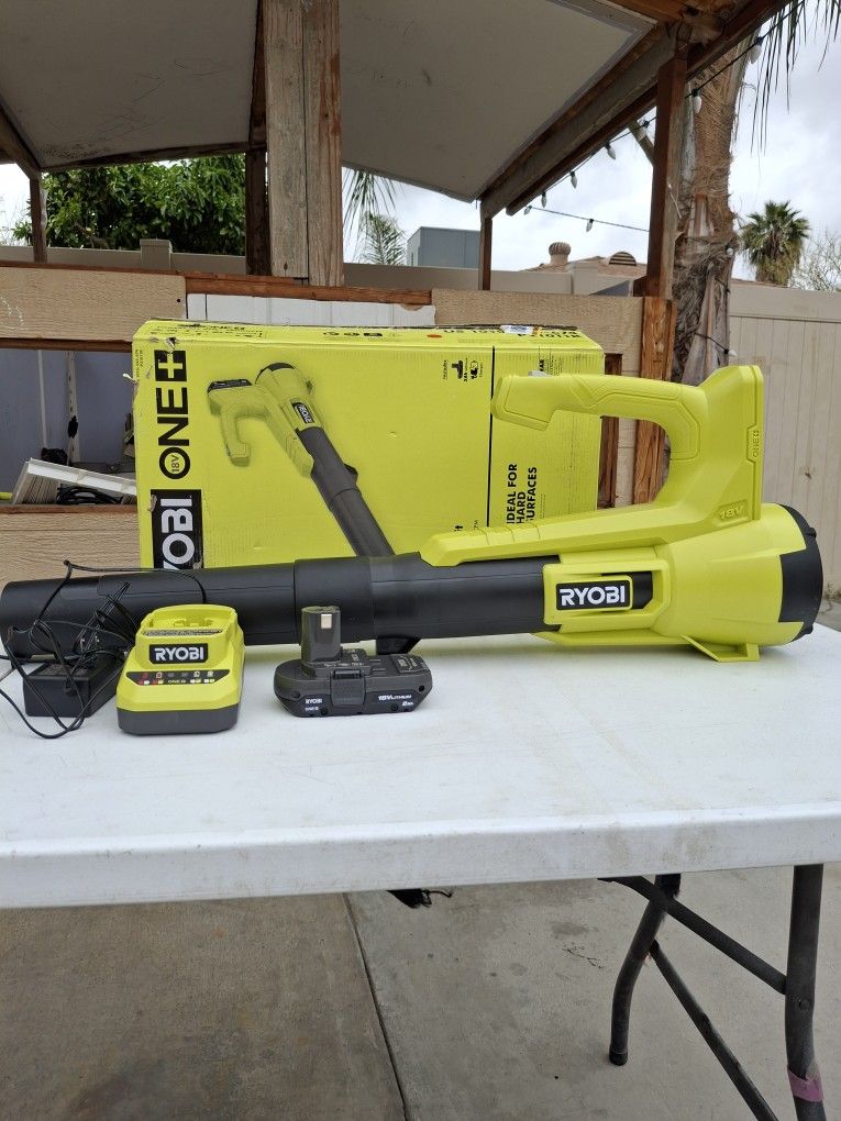 Ryobi 18V 250 CFM Leaf Blower Kit
