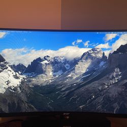 Acer Monitor (27” Curved) 