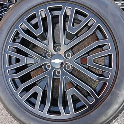 2025 NEW OEM ORIGINAL TAKEOFFS CHEVY SILVERADO HIGH COUNTRY 22 INCH TIRES BRIDGESTONE 99 % DOT 3124 $ 2350 