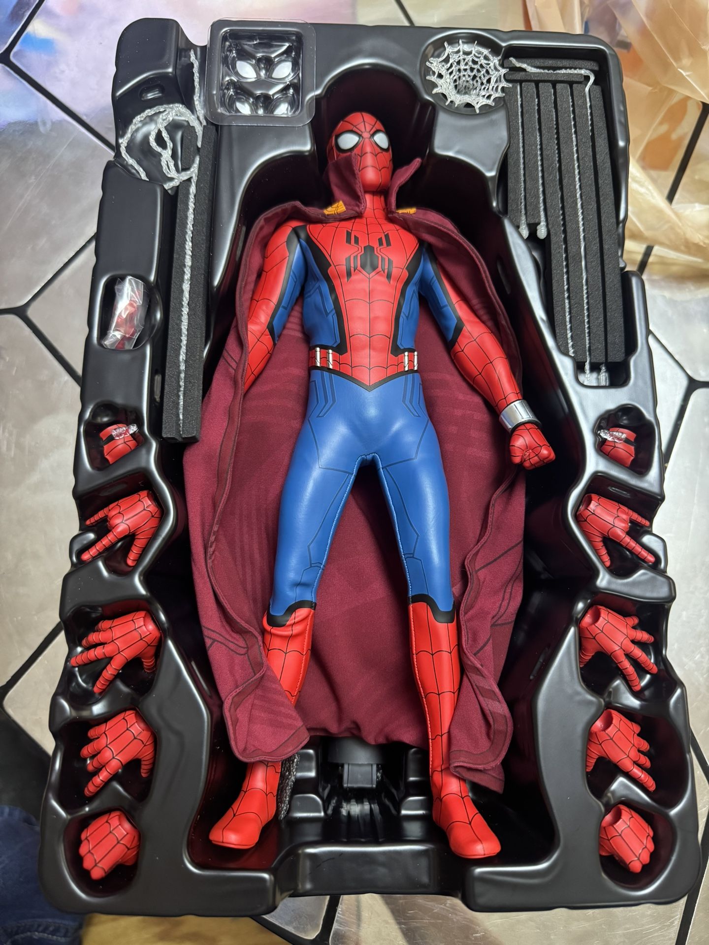 Hot Toys $150 Zombie Hunter Spider Man