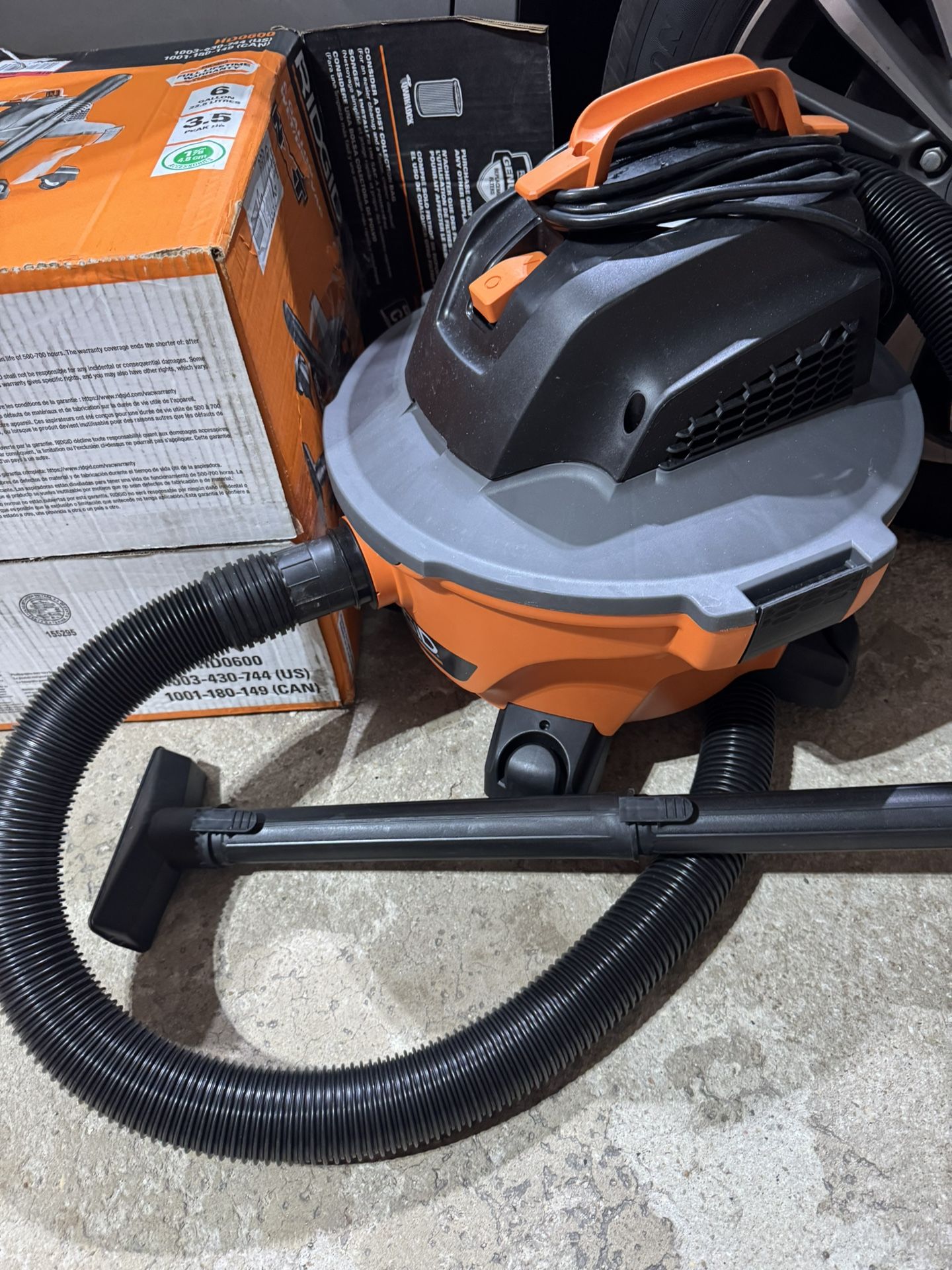 RIDGID 6 Gal. 3.5 Peak HP NXT Shop Vacuum Wet Dry Vac with General Debris Filter, Locking Hose NEW