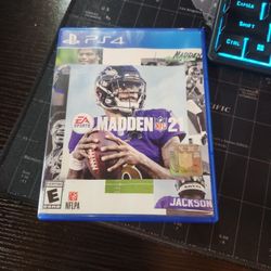 PS4 Madden NFL 21 Game