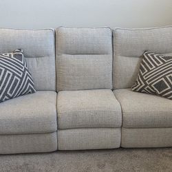 Couch With Two Electric Recliners