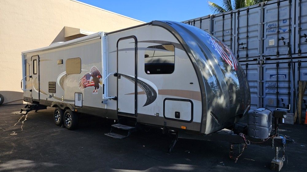2015 Cruiser Viewfinder Signature Series 34'