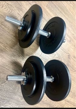 Set Of Cast Iron Standard (1.2 Inch) Dumbbells With 4 Weight Plates Of 10,  And 4 Of 5  Pounds.