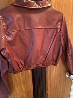 Women’s Burgundy Cropped Leather Jacket – Size XS