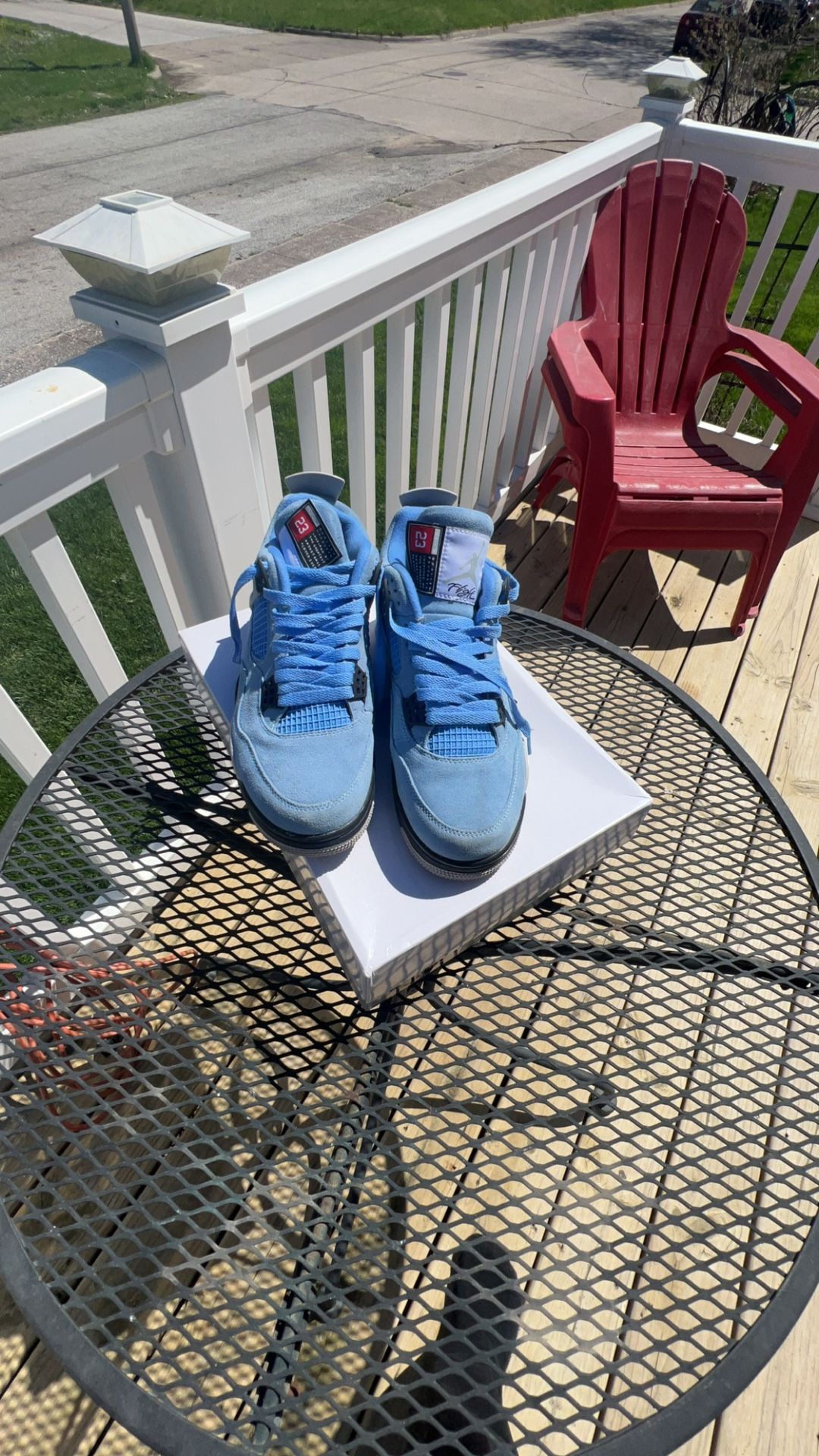 Jordan 4 Unc Blue