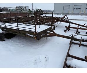 Heavy-Duty Hydraulic Hog / Livestock Trailer