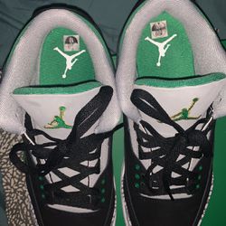 Air Jordan 3 Pine green Size 10 