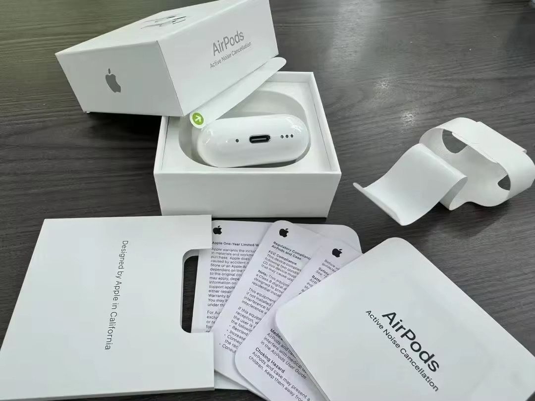 AirPod Gen 4