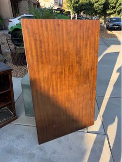 Dining room table