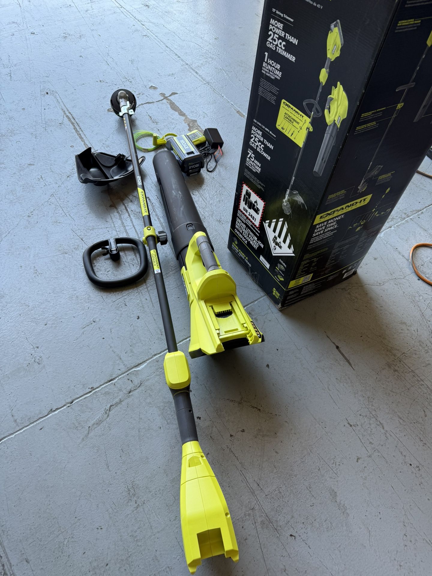Like New RYOBI 40V Cordless Attachment Capable 15 String Trimmer