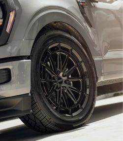 Vossen Wheels HFX-5 in Gloss Black Finished / dm for pricing and sizing !!