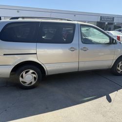 2000 Toyota Sienna
