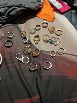 Mixed Lot of Assorted Rings